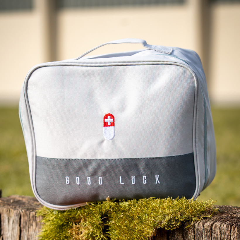 Erste Hilfe Tasche - Pferd - grau